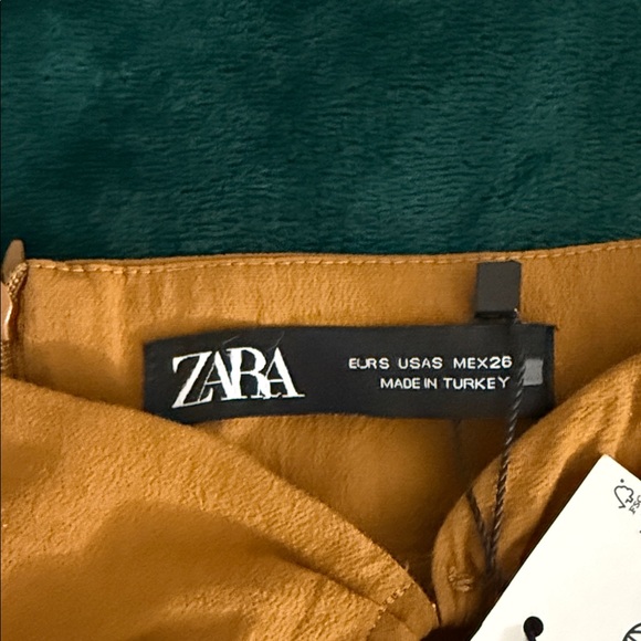 Zara Women's Ochre Mini Skirt - Picture 3 of 9
